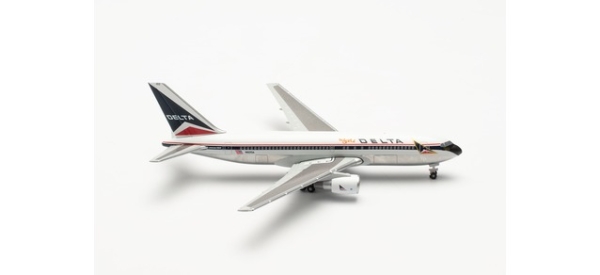 Delta Air Lines Boeing 767-200 “Spirit of Delta” – N102DA