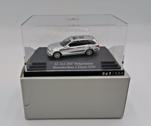 Mercedes-Benz C-Klasse S204 in CHROM - in PC Box