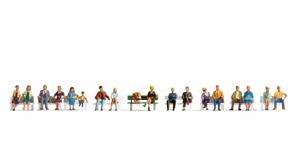 XL-Set “Sitzende” - 18 H0/1:87 Figuren