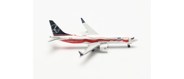 LOT Polish Airlines Boeing 737 Max 8 “Proud of Poland‘s Independence” – SP-LVD