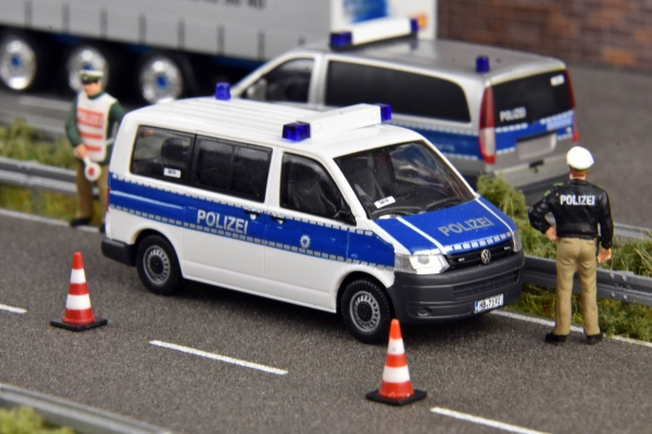 Polizei Bremen - VW T5 LR "Umweltgruppe/Gefahrgutkontrolle"" Sondermodell Auflage nur 150Stk