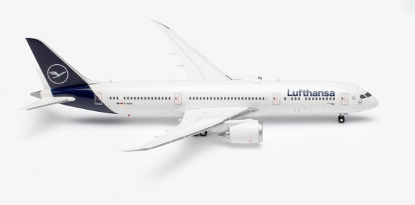 Lufthansa Boeing 787-9 Dreamliner – D-ABPA “Berlin”